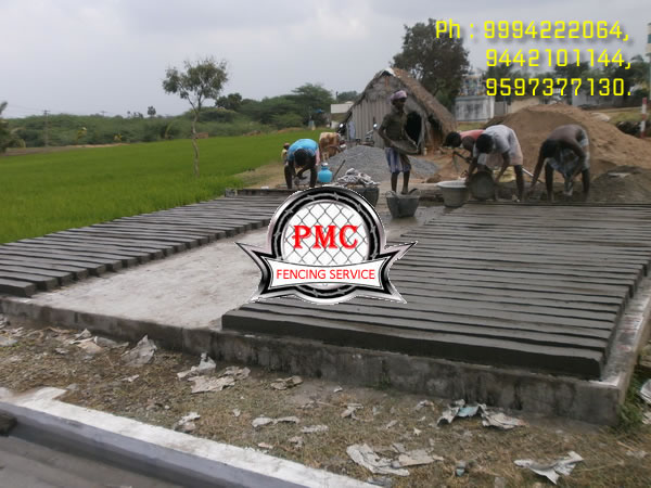 fencing pole manufacturer